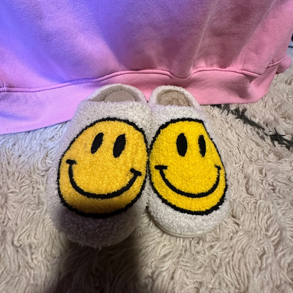 Smiley Face Fuzzy Slippers
